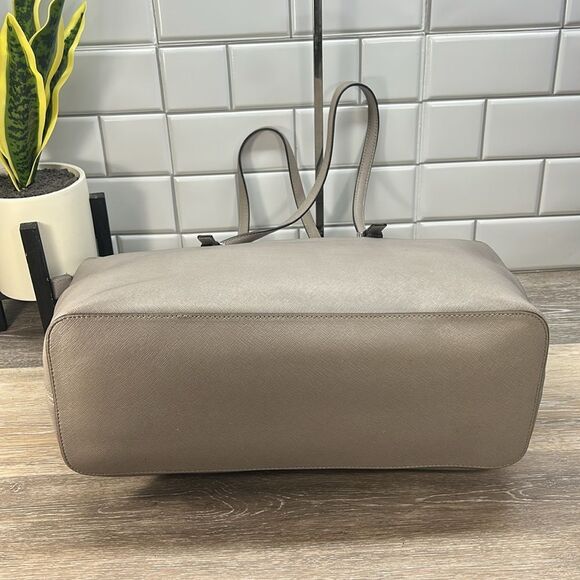 9770 Michael Kors gray tote bag - Picture 3 of 16